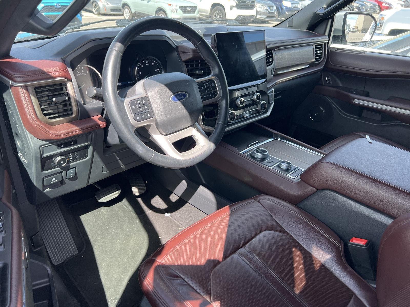 Used 2024 Iconic Silver Ford Limited image 5