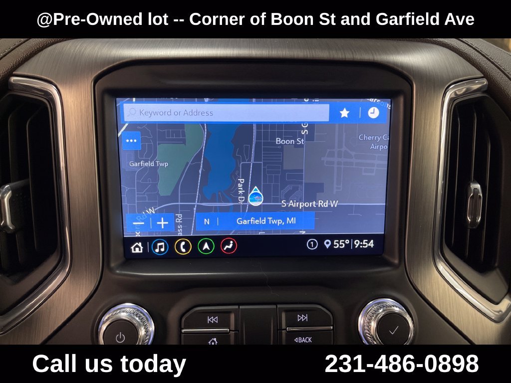 Used 2020 White GMC Denali image 23