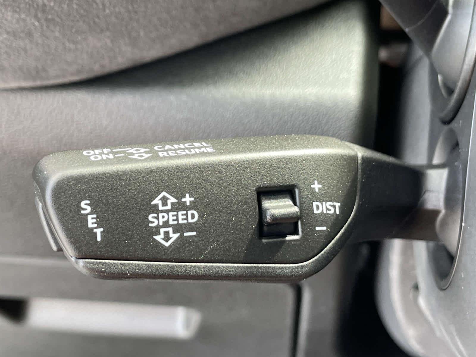 New 2026 2Y2Y/White Audi Premium Plus image 36