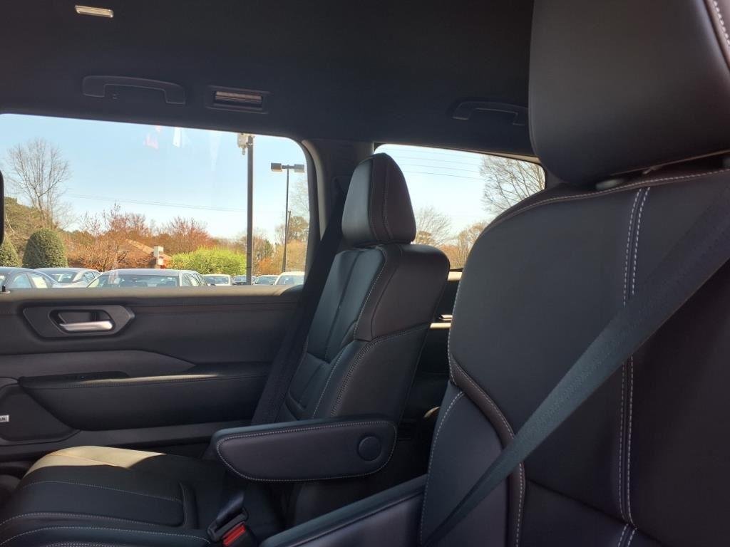 2025 Nissan Armada SL - Photo 20