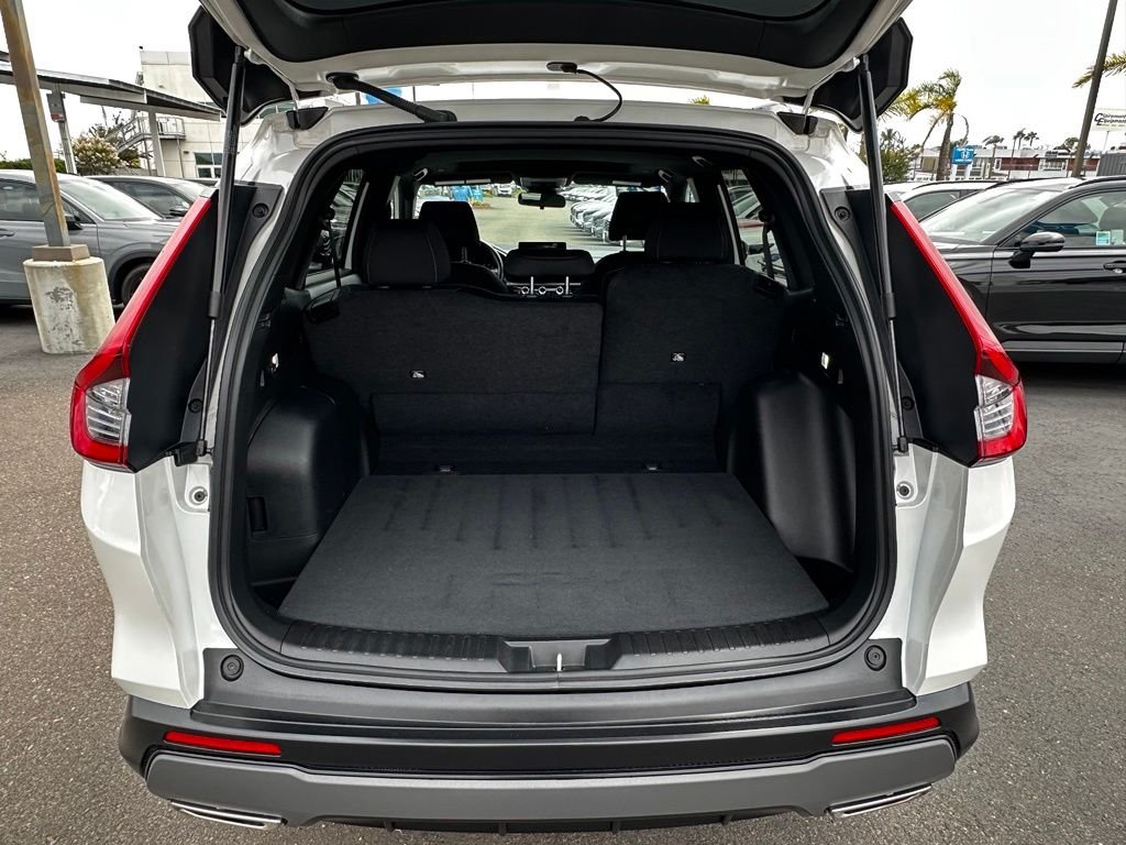Used 2024  Honda Sport image 9