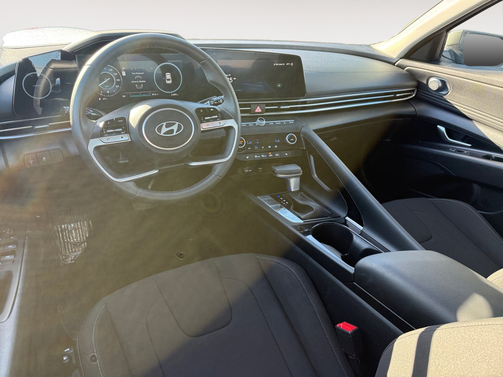 Used 2024 Gray Hyundai SEL image 15