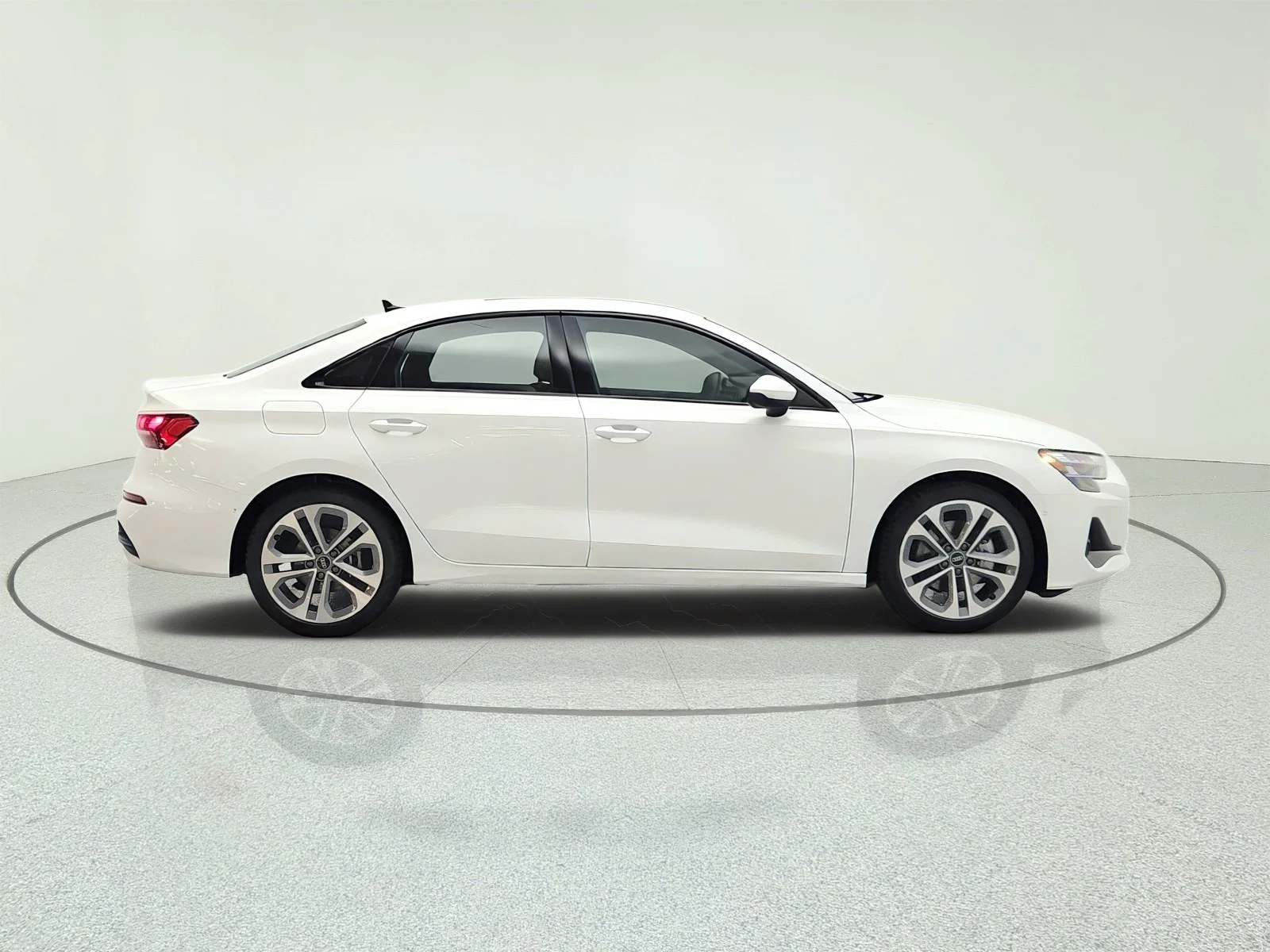 New 2026 Arkona White Audi Premium Plus quattro image 4