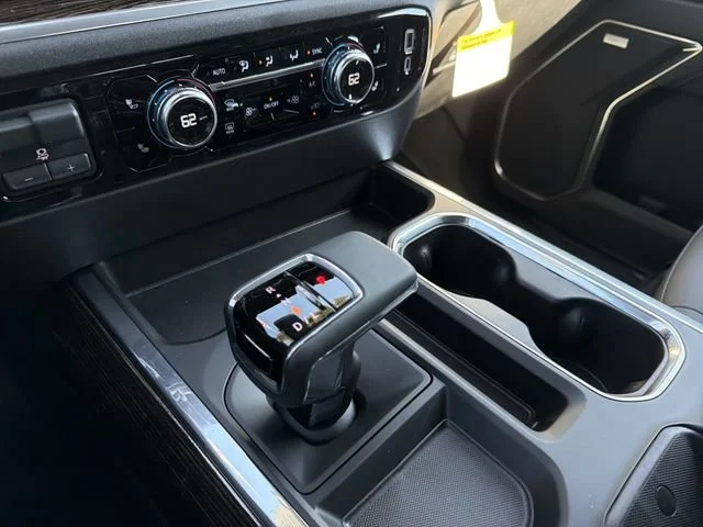 New 2026 Summit White GMC Elevation image 25