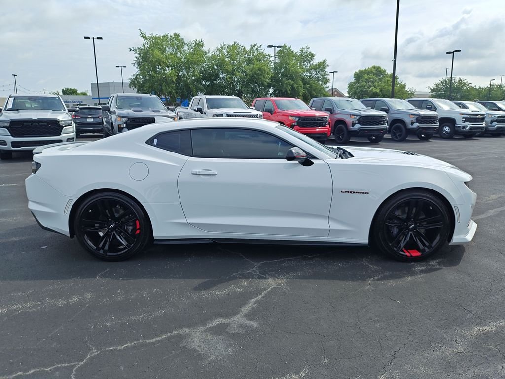 Used 2022 White Chevrolet LT1 image 6