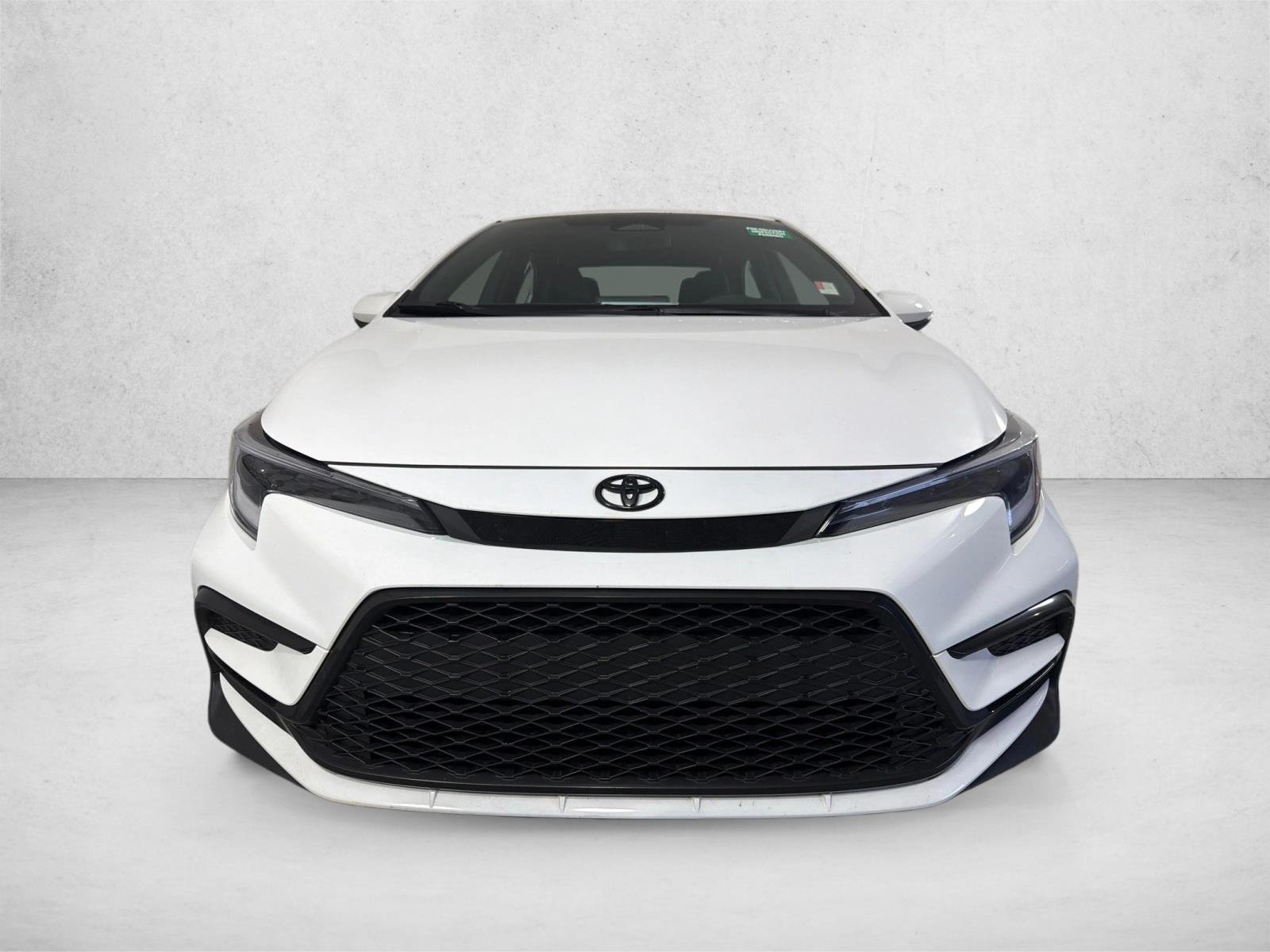 Used 2026  Toyota SE image 8