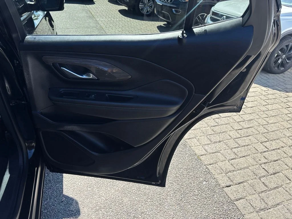 Used 2023 Black GMC Denali image 26