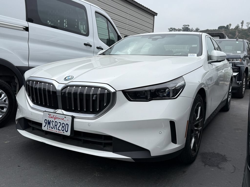 Used 2024 White BMW eDrive40 image 10