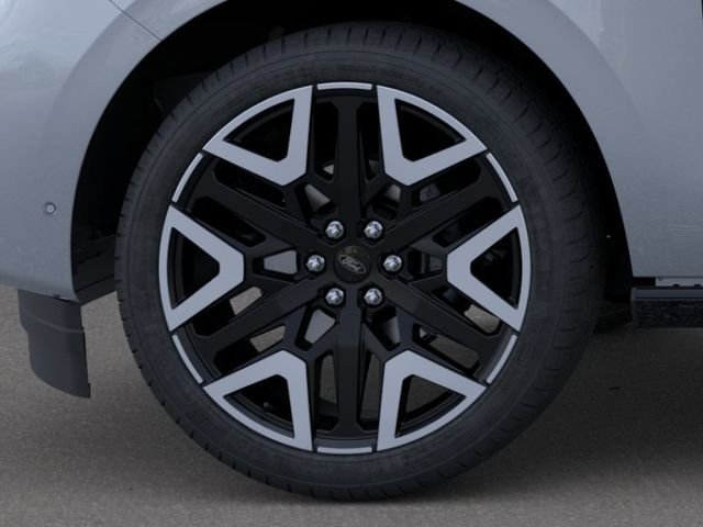 New 2026 Glacier Gray Metallic Tri-Coat Ford MAX Platinum® image 19