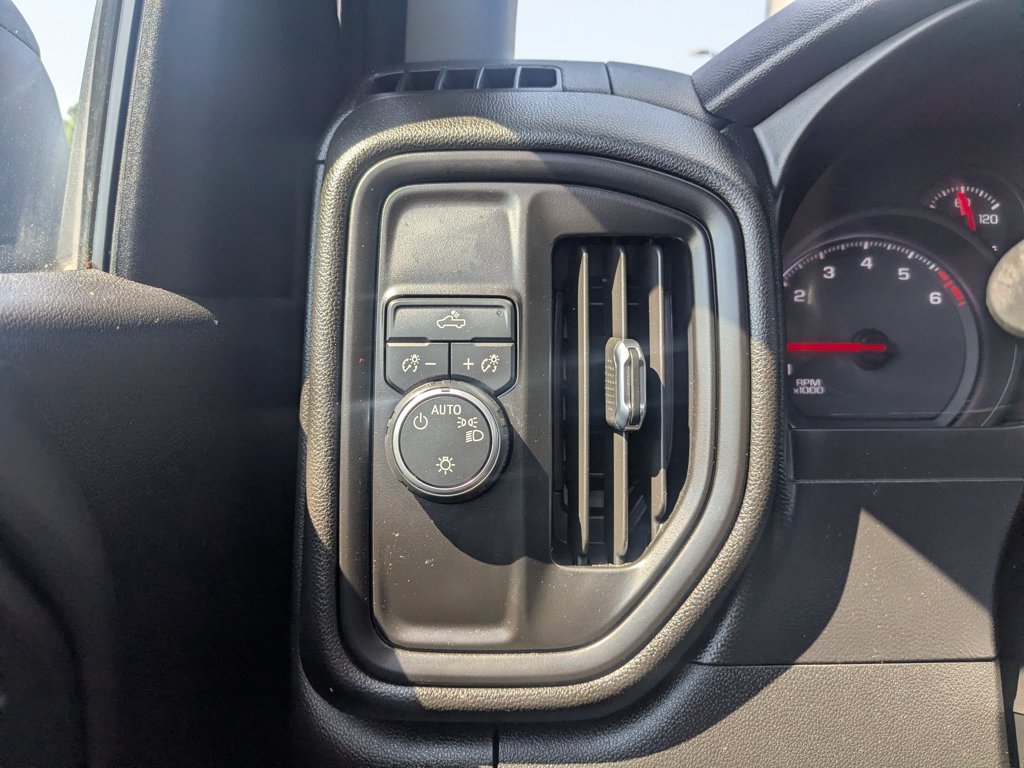 Used 2020 Northsky Blue Metallic Chevrolet Custom image 18