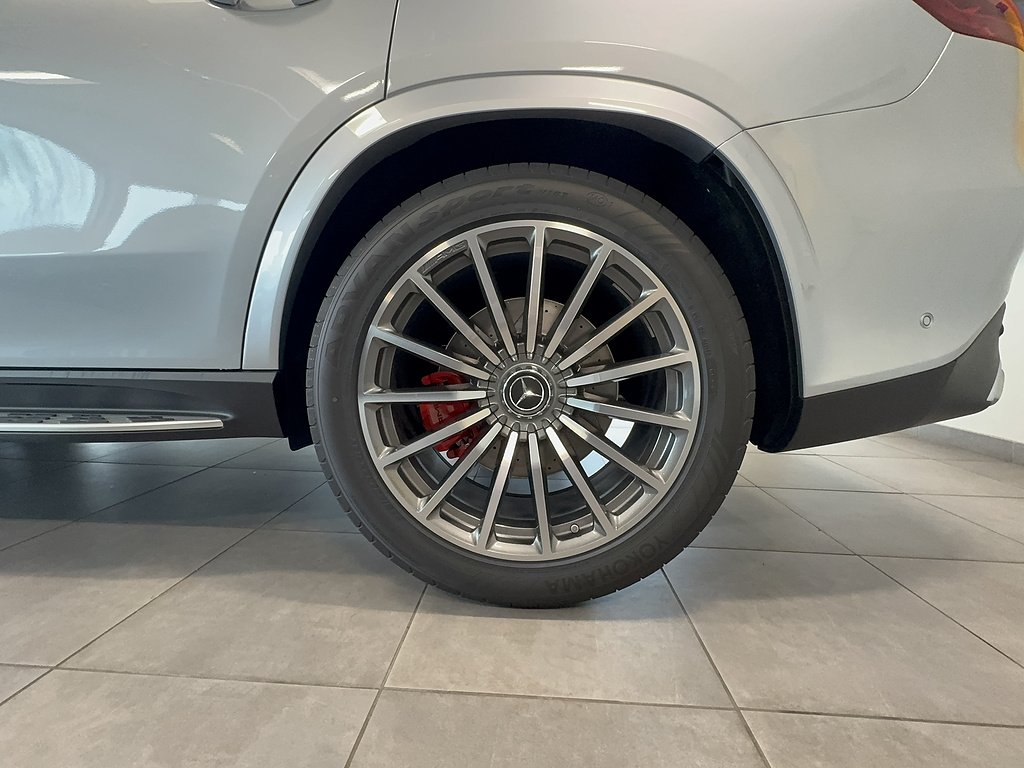 New 2026 Cirrus Silver Metallic Mercedes-Benz AWD AMG® GLS 63 4MATIC® 4dr SUV image 8