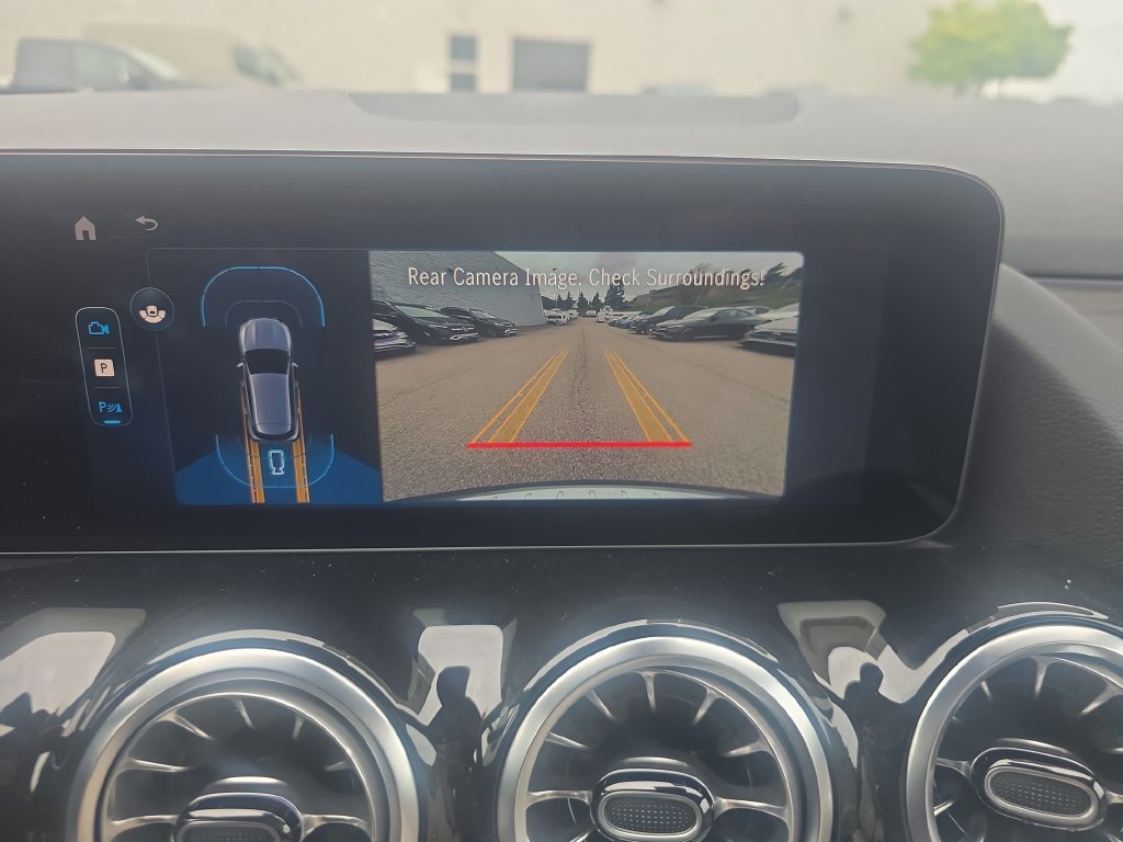 New 2026 Mountain Grey Metallic Mercedes-Benz GLA 250 image 19