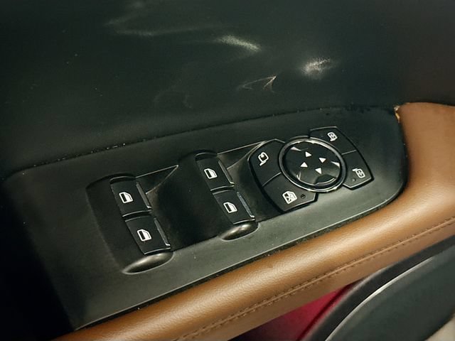 Used 2021 Red Lincoln Reserve image 19