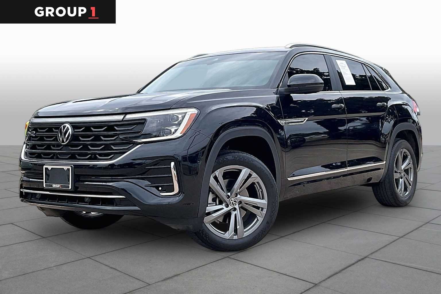Pre-Owned 2024 Volkswagen Atlas Cross Sport 2.0T SEL R-Line