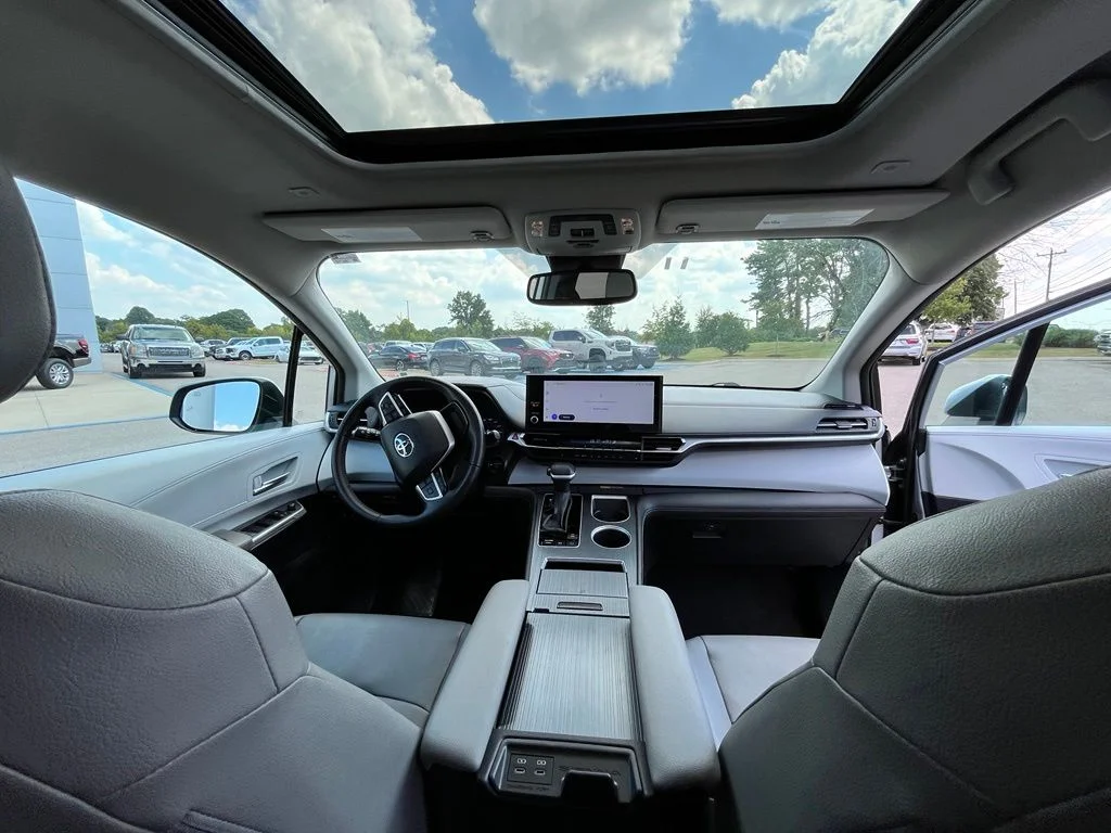 Used 2025 Silver Toyota XLE image 11