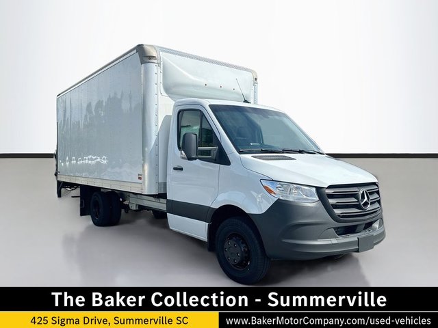2026 Mercedes-Benz Sprinter 4500 Knapheide Dry Box