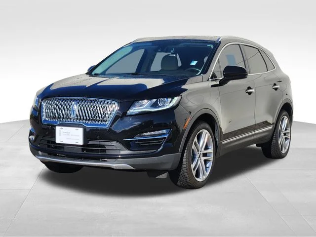 Used 2019 Black Lincoln Reserve image 4