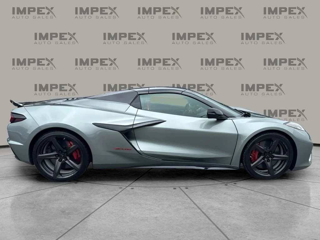 Used 2023 Gray Chevrolet Z06 image 7