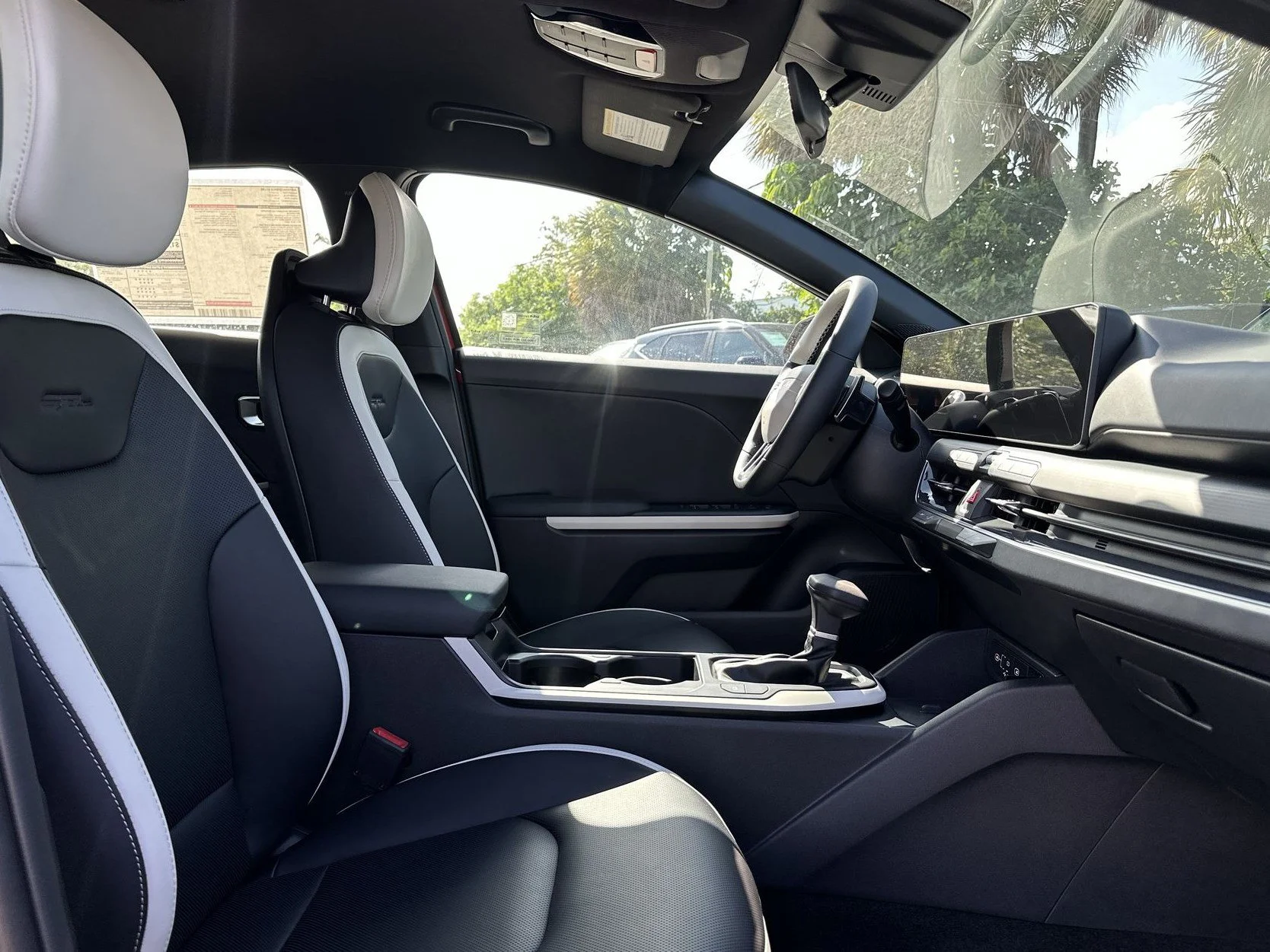 New 2026 Aurora Black Pearl Kia GT-Line image 23