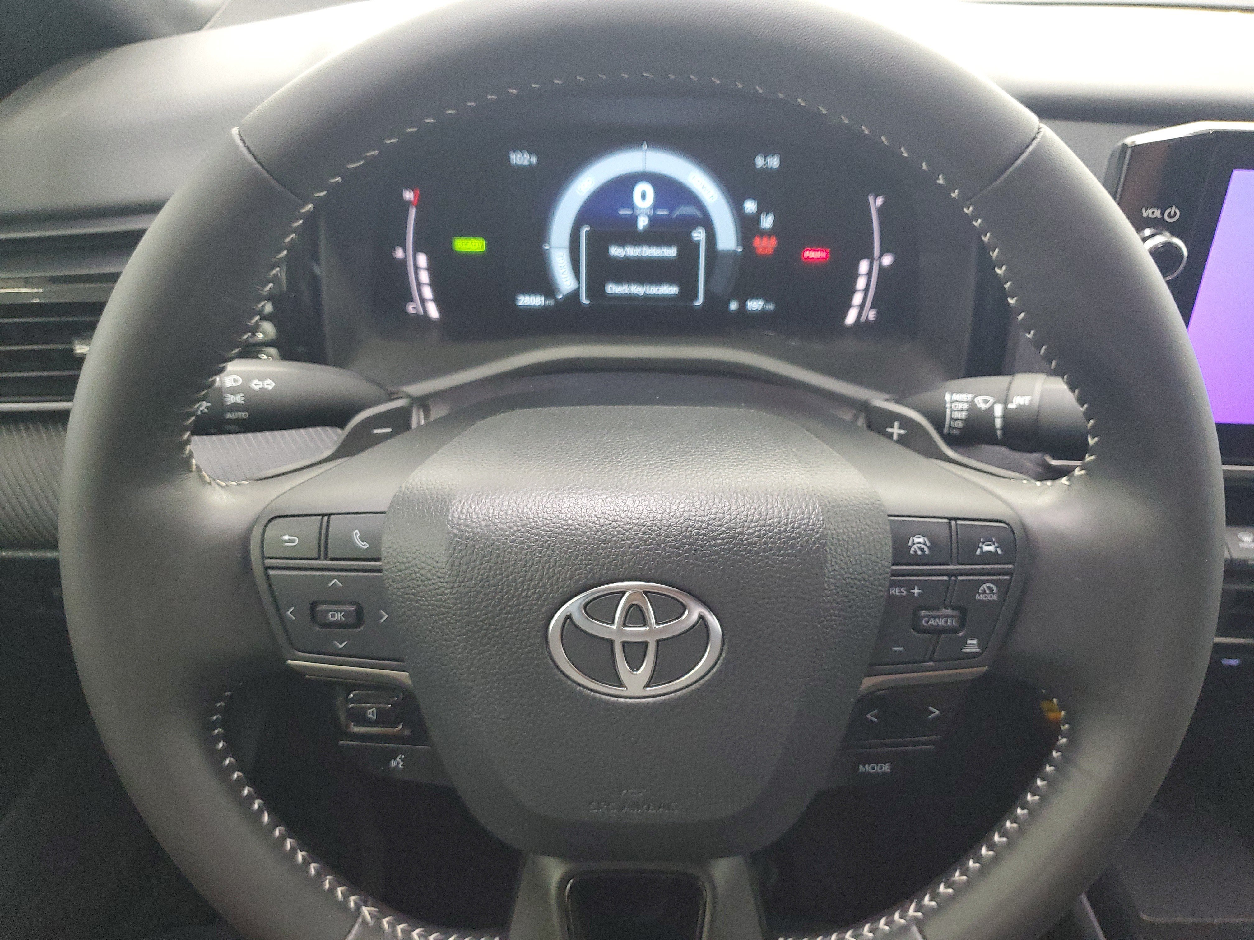 Certified Used 2025 White Toyota XLE image 23