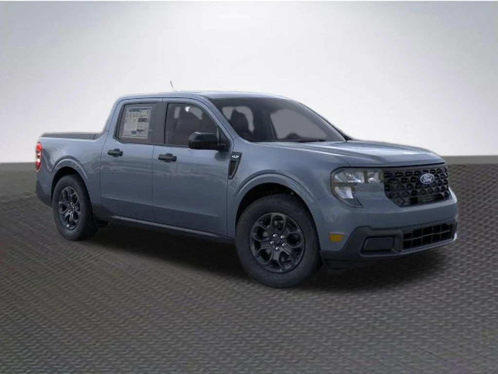 New 2026 Azure Gray Metallic Tri-Coat Ford XLT image 7