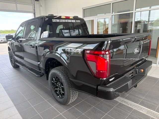 New 2026 Agate Black Metallic Ford XLT image 9