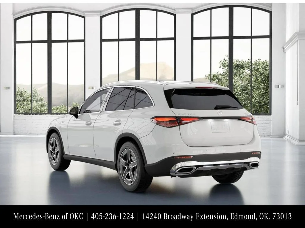 Used 2026 White Mercedes-Benz GLC 300 image 28