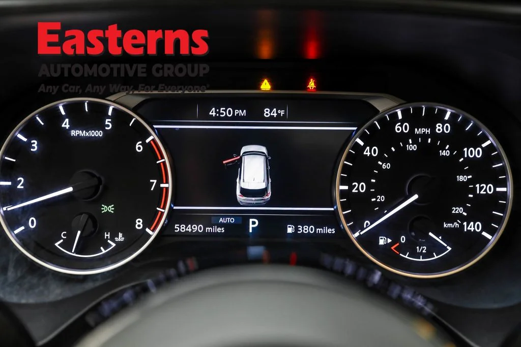Used 2023 White Nissan SV image 18