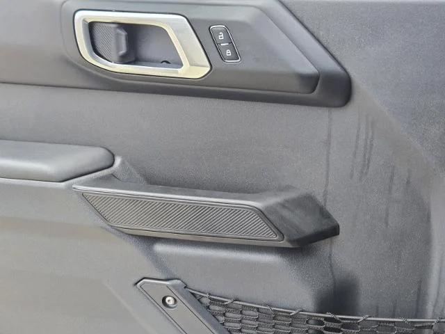 New 2025 Carbonized Gray Metallic Ford Badlands® image 35