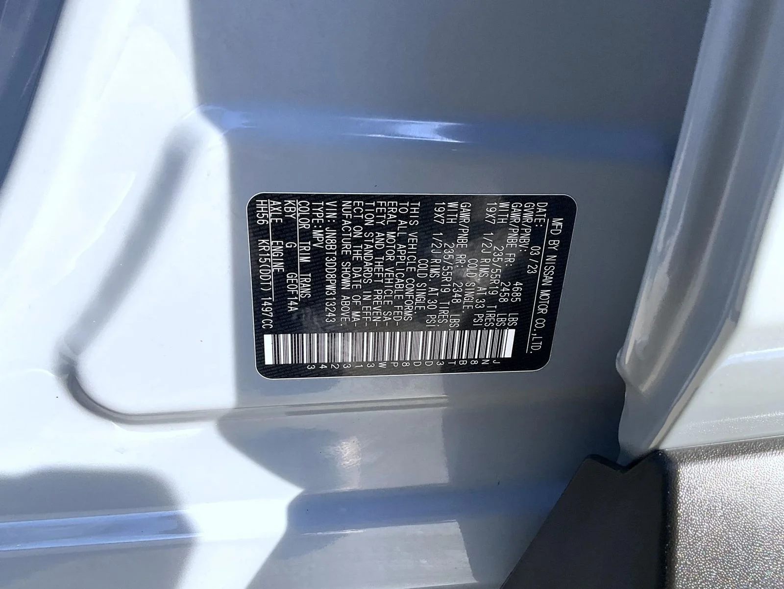 Used 2023 Gray Nissan Platinum image 24