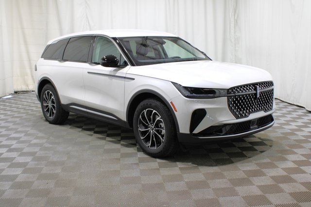 Certified Pre-Owned 2025 Lincoln Nautilus Premiere