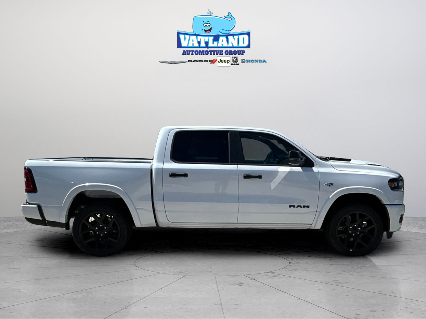 New 2026 Ivory White Tri-Coat Pearl-Coat Exterior Paint RAM Laramie image 6