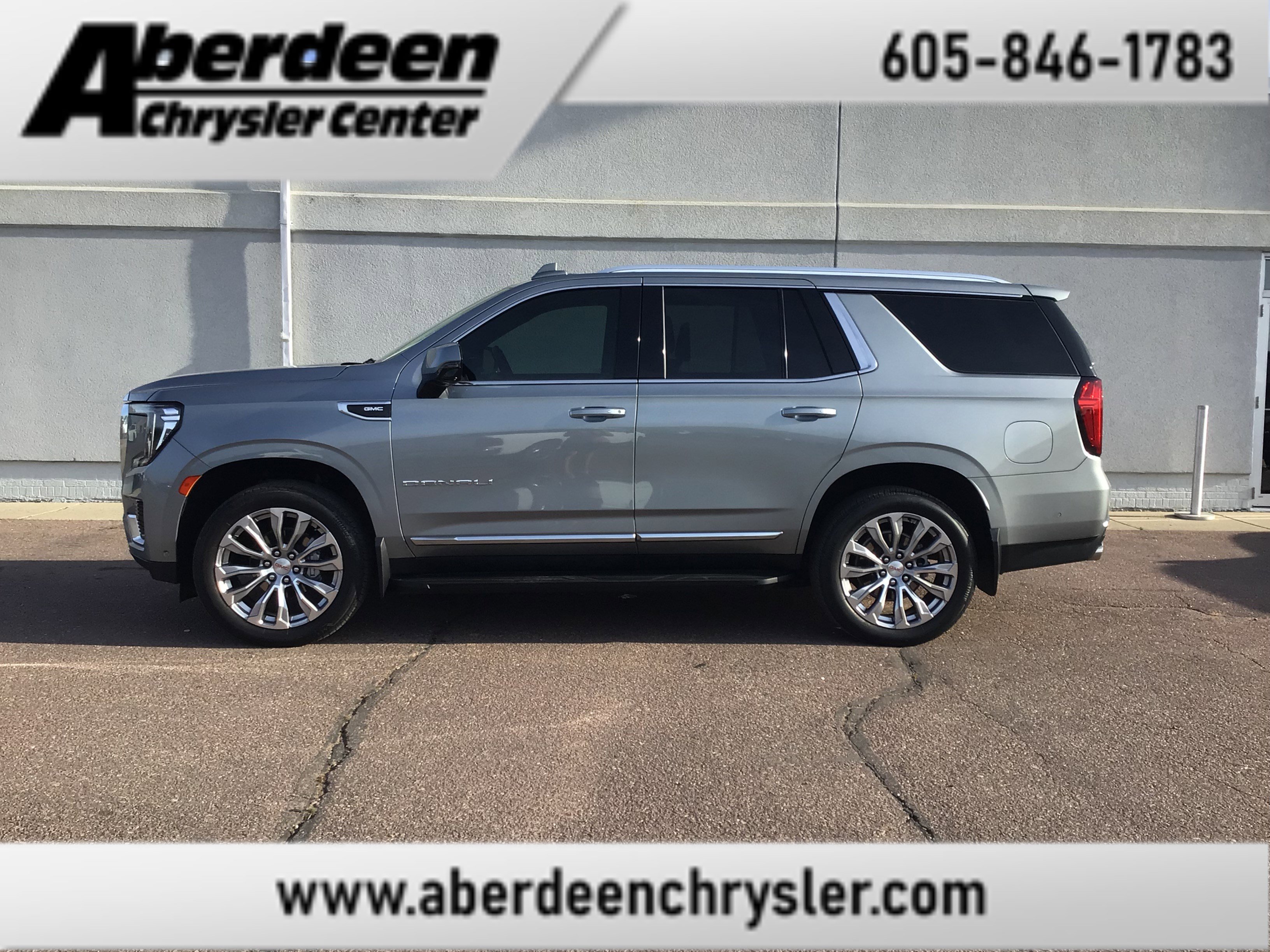 2024 GMC Yukon 4WD Denali's photo