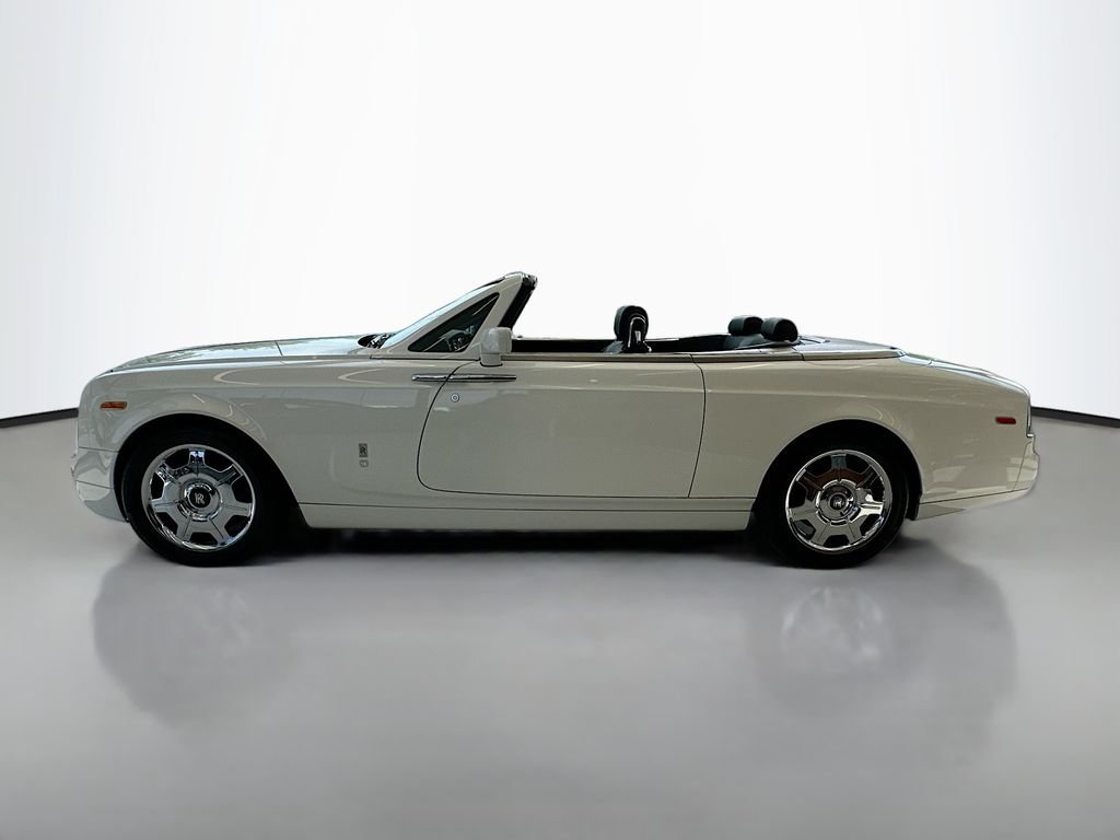 Used 2009 English White Rolls-Royce Base image 2