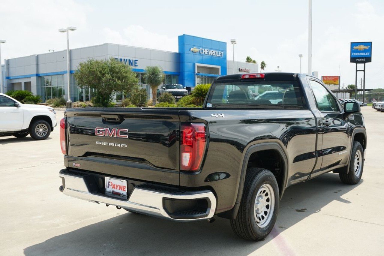 New 2026 Onyx Black GMC Pro image 7
