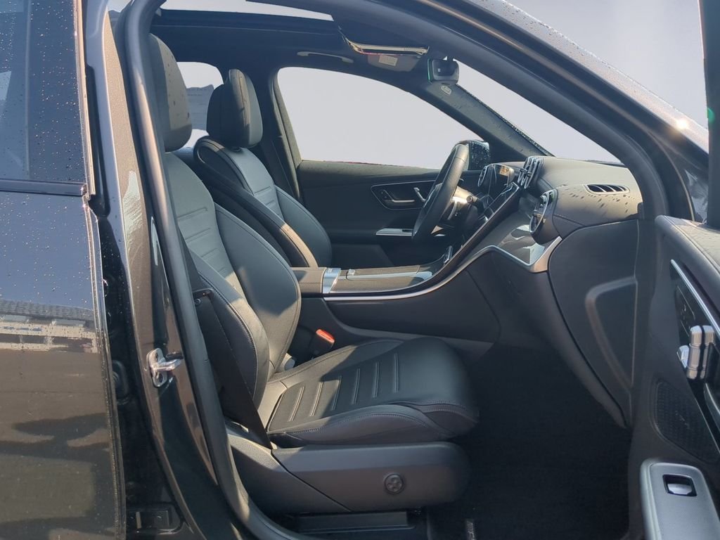 Used 2025 Graphite Gray Metallic Mercedes-Benz GLC 350e image 18