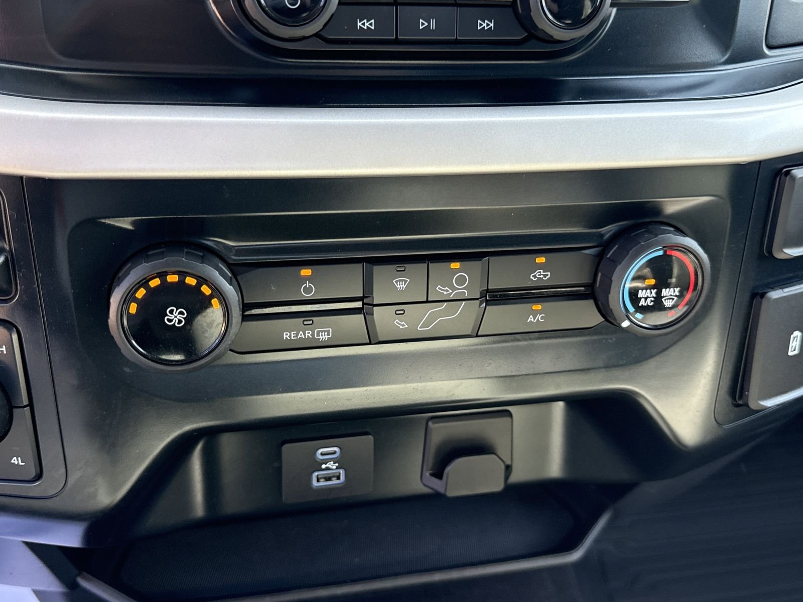 2023 Ford F-150 XLT - Photo 27