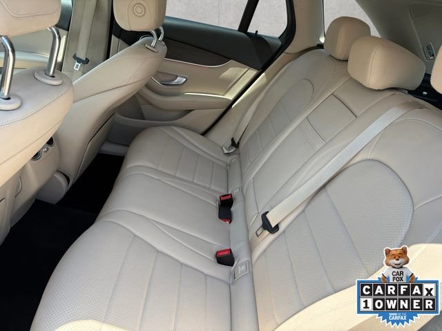 Used 2022 Silver Mercedes-Benz GLC 300 image 22
