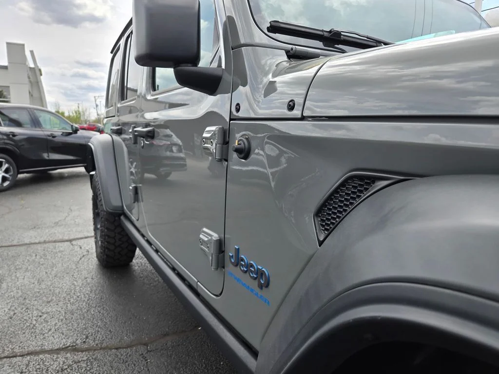 Certified Used 2023 Sting Gray Clearcoat Jeep Willys 4xe image 43