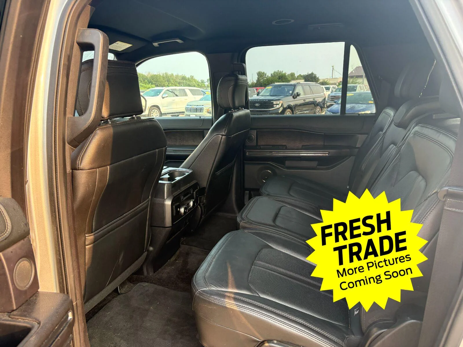 Used 2018 Ingot Silver Ford Limited image 9