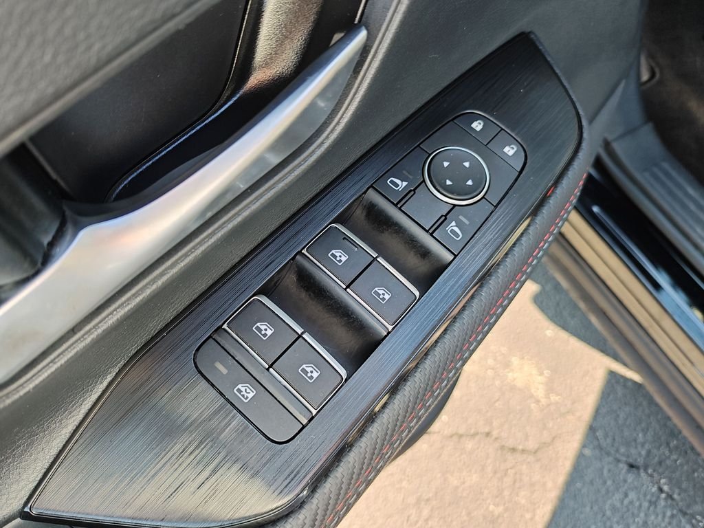 Used 2025 Black Nissan SR image 13