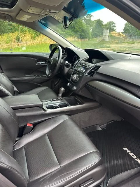 Used 2013 Graphite Luster Metallic Acura Technology Package image 25