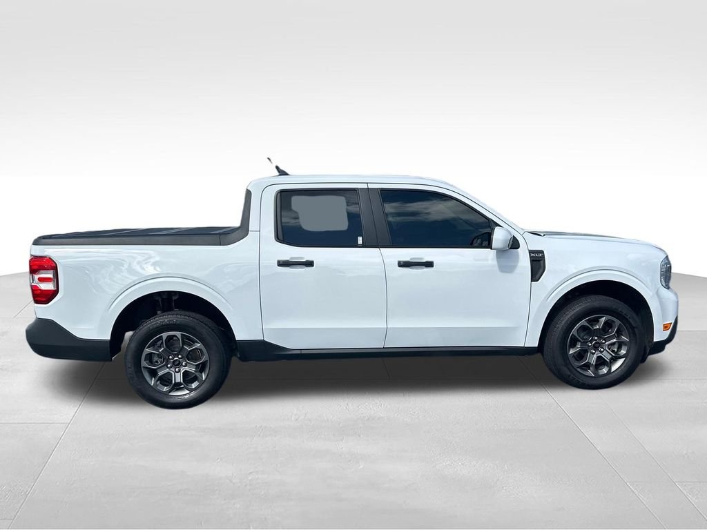 Used 2022 White Ford XLT image 6