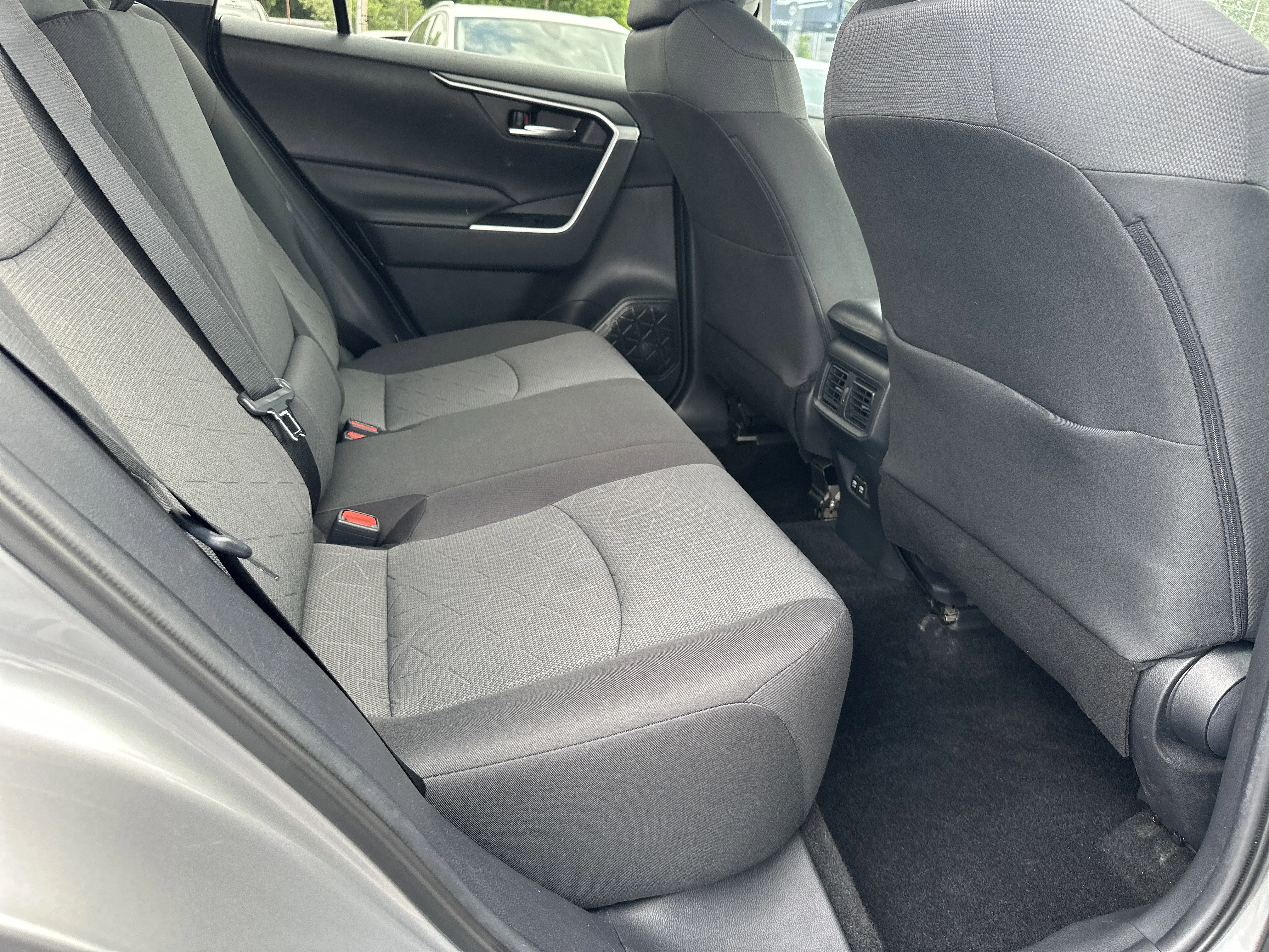 Used 2020 Silver Sky Metallic Toyota XLE image 17