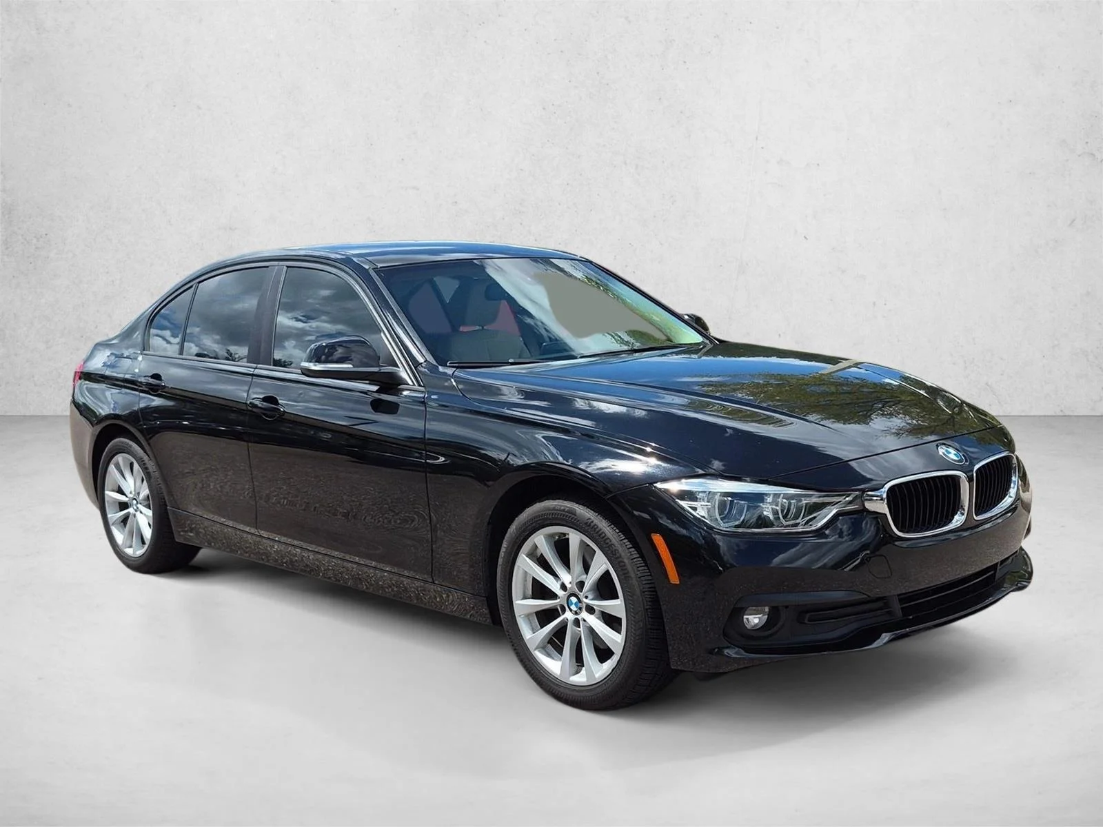Used 2018 Jet Black BMW 320i image 3