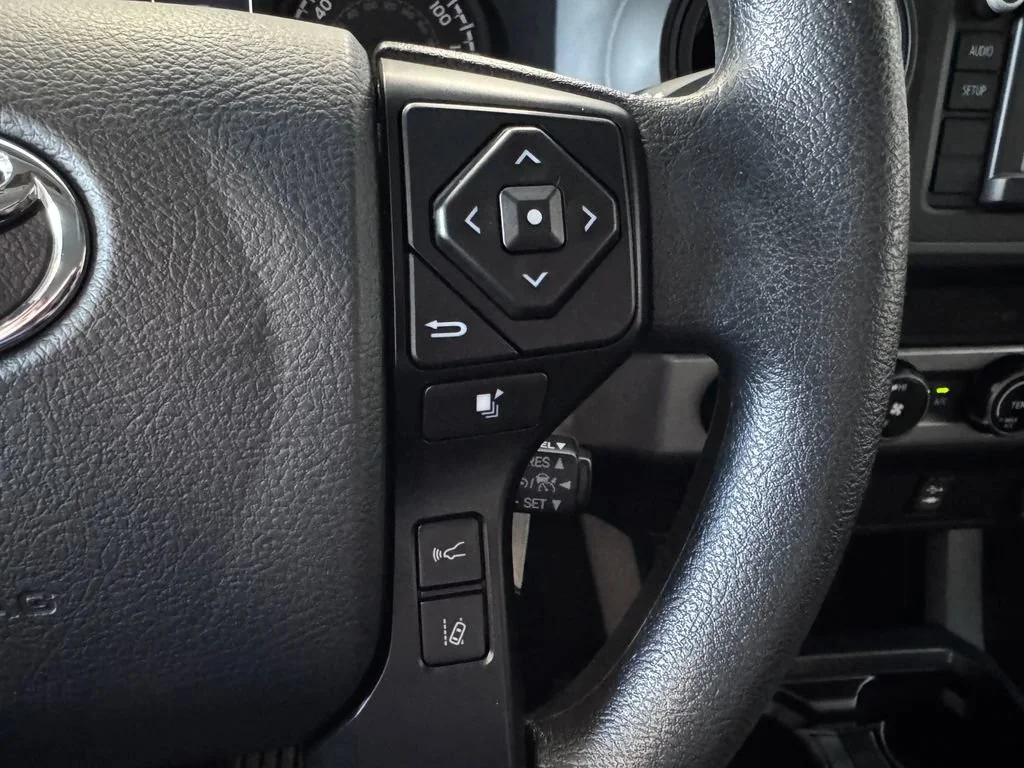 Certified Used 2018 Gray Toyota SR image 16