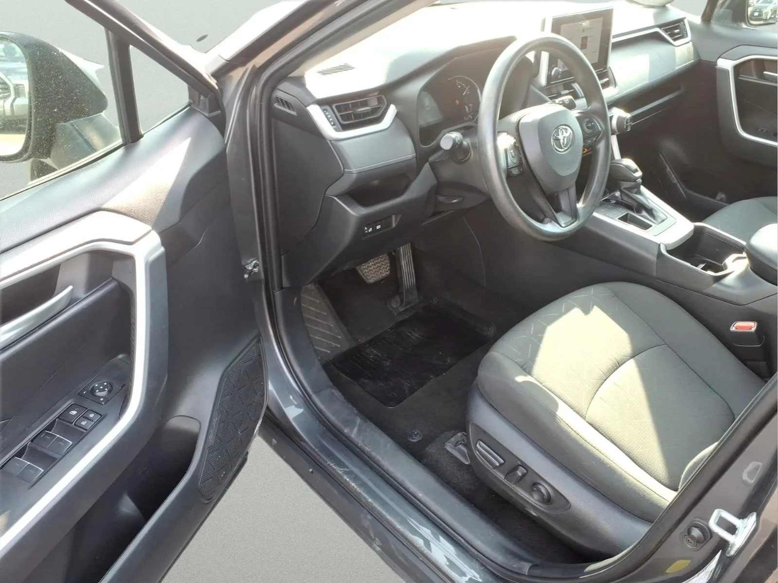 Used 2024 Gray Toyota XLE image 9