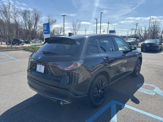 2026 Honda HR-V Sport - Photo 8