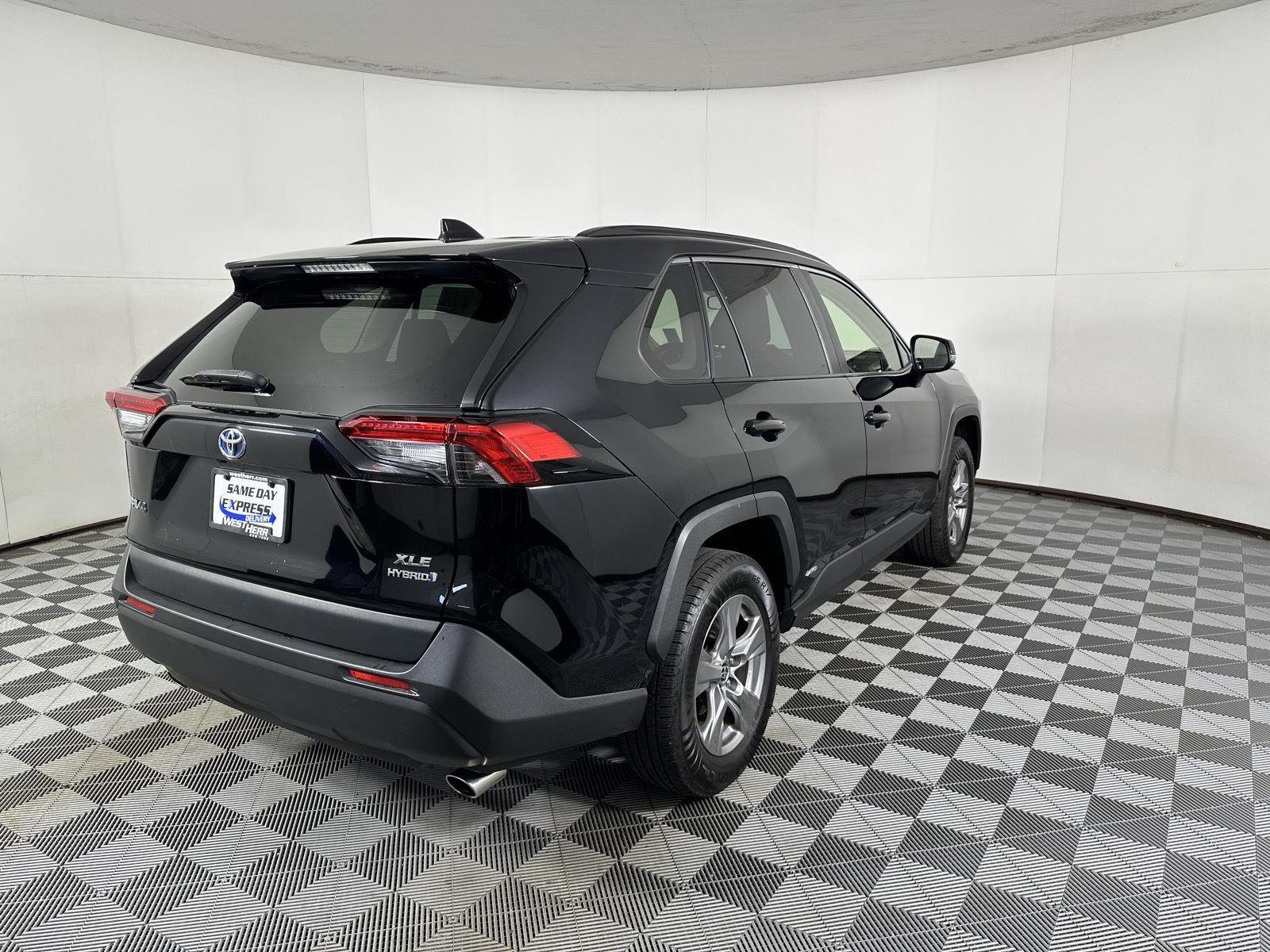 Certified Used 2022 Midnight Black Metallic Toyota XLE image 17