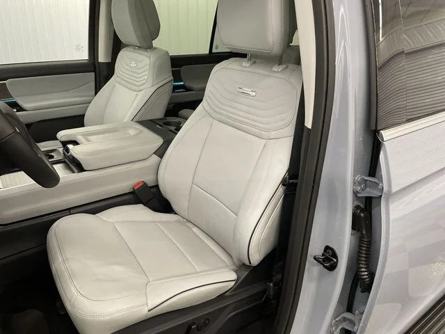 New 2026 Glacier Gray Metallic Tri-Coat Ford MAX Platinum® image 11